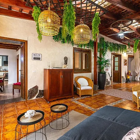 Σπίτι διακοπών Casa Bernarda With Heated Pool La Cisnera