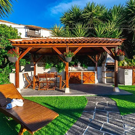 Casa Bernarda With Heated Pool Hébergement de vacances